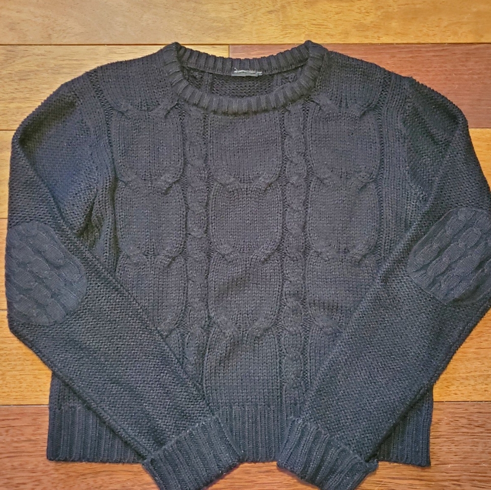 🔖5/$25 Black Knitted Sweater